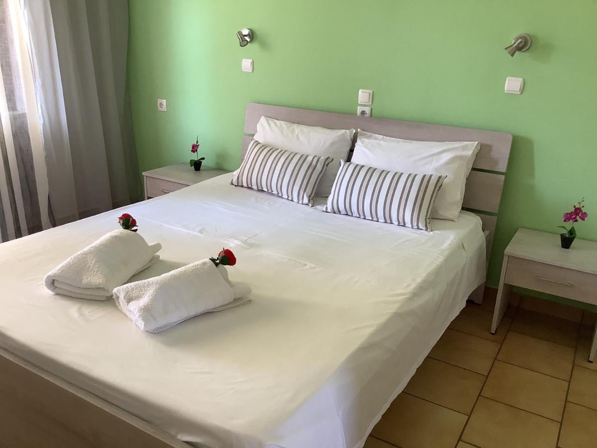 Piccolo Paradiso Apartments Káto Darátsos Eksteriør bilde